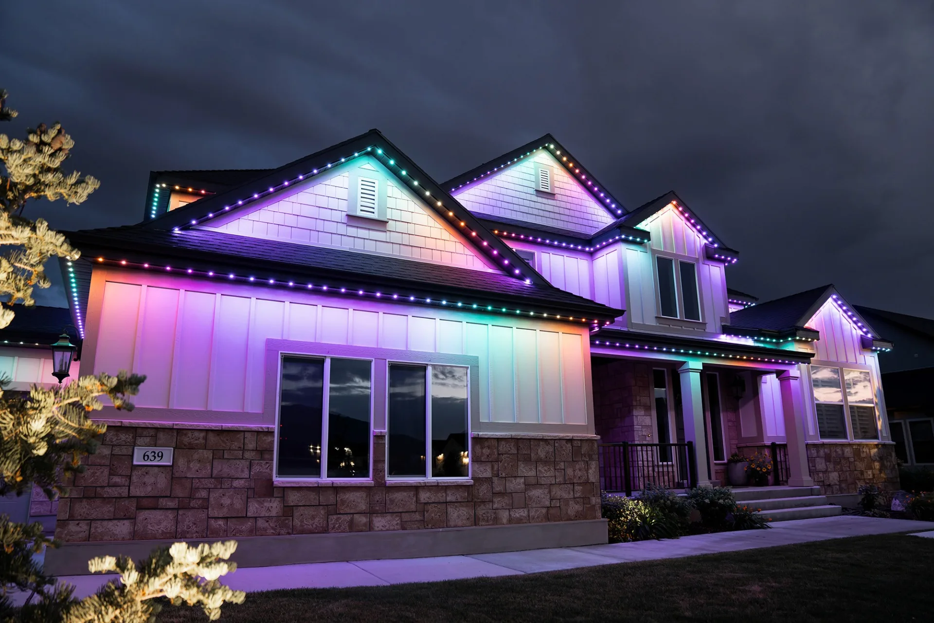 Home with Diwali Happy's lighting