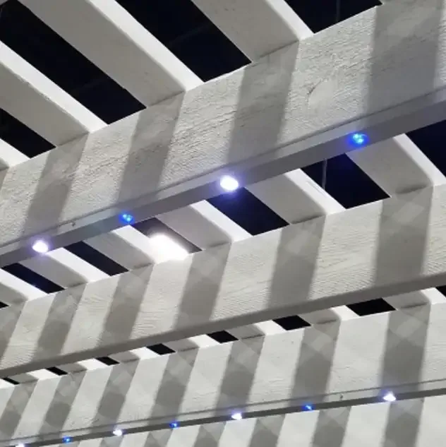 Fat track on a narrow beam