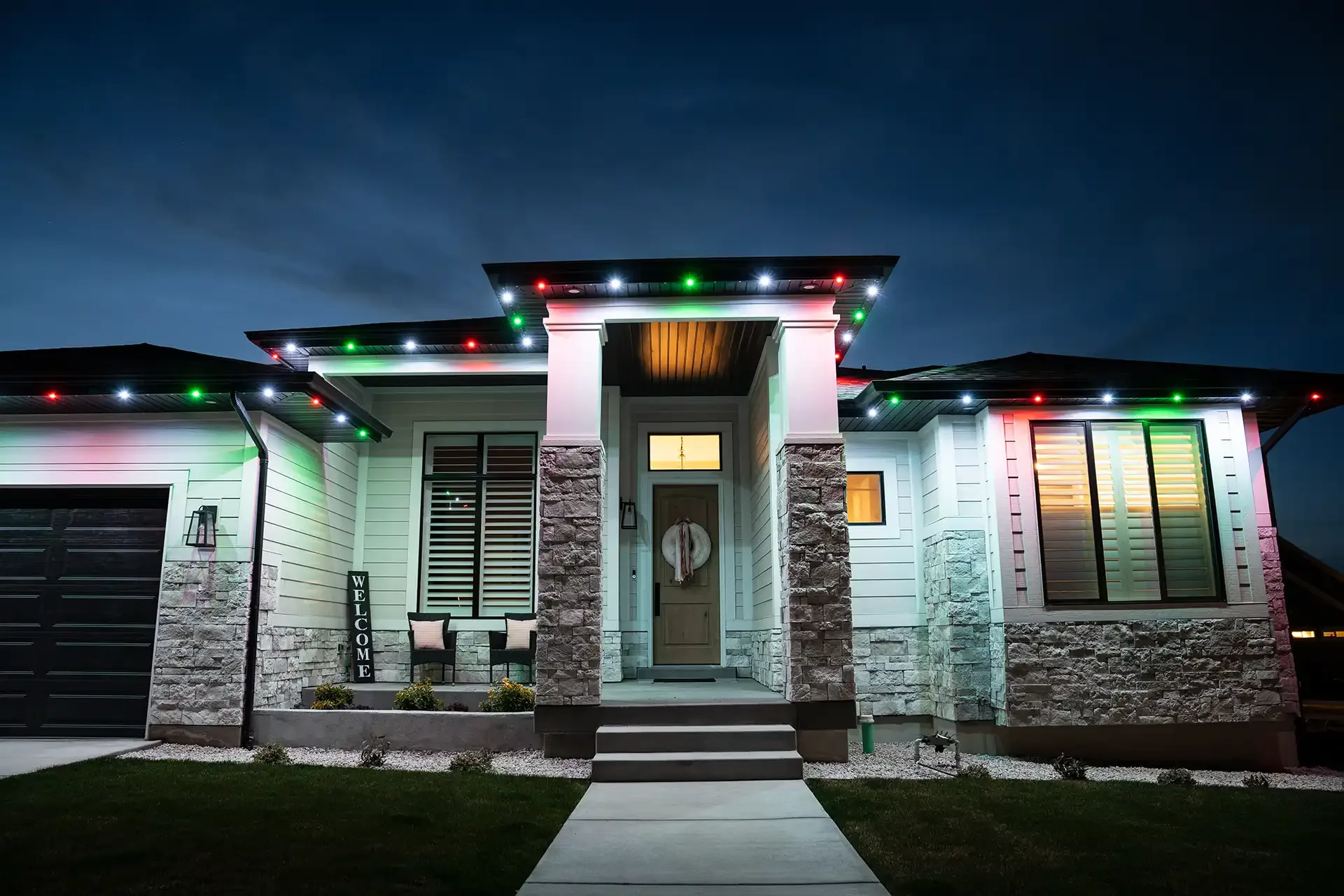 New Jersey home with permanent red and green Christmas lights